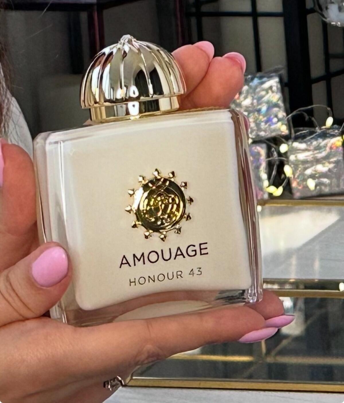 Amouage Honour 43 Woman Extrai - Best Perfume Fragrance recensie en prijs